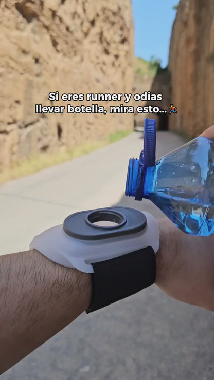 Botella de agua deportiva de silicona para correr, manos libres, plegable, a prueba de fugas